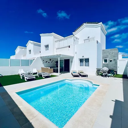 Lovely Sanmar, Heated Pool Villa Playa Blanca (Lanzarote)