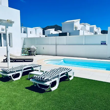 Lovely Sanmar, Heated Pool Villa Playa Blanca (Lanzarote)